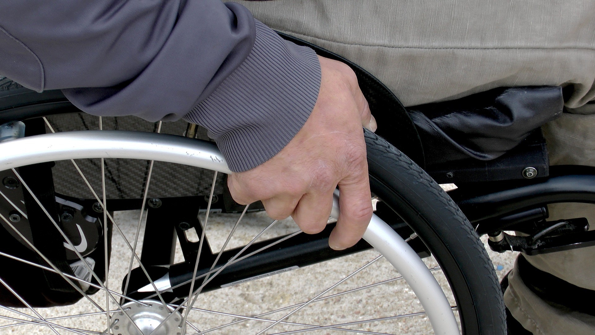 Aanleg rolstoelpad in Bosgebied­-West